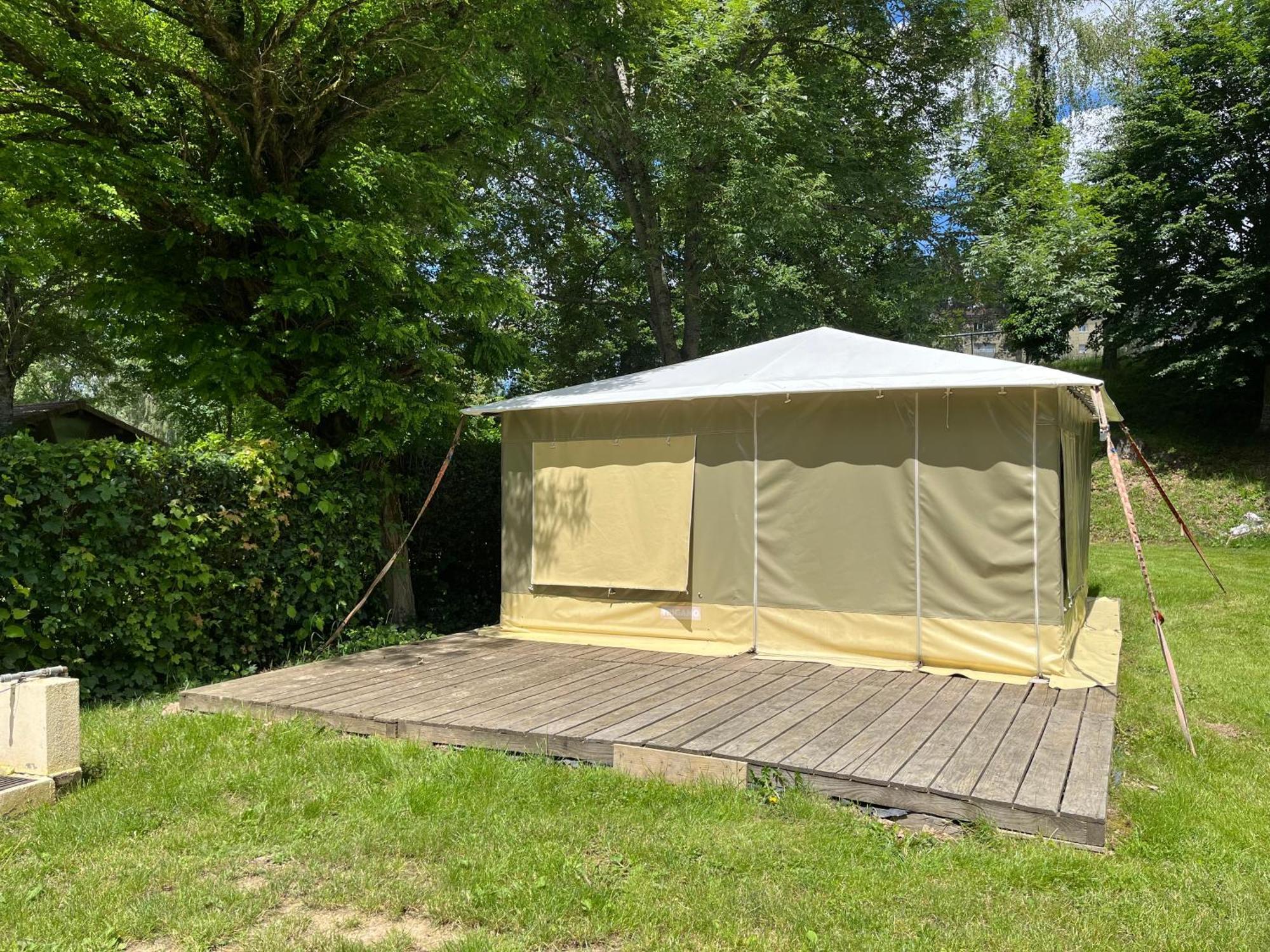 Camping De 몬트리오스수르로아 외부 사진